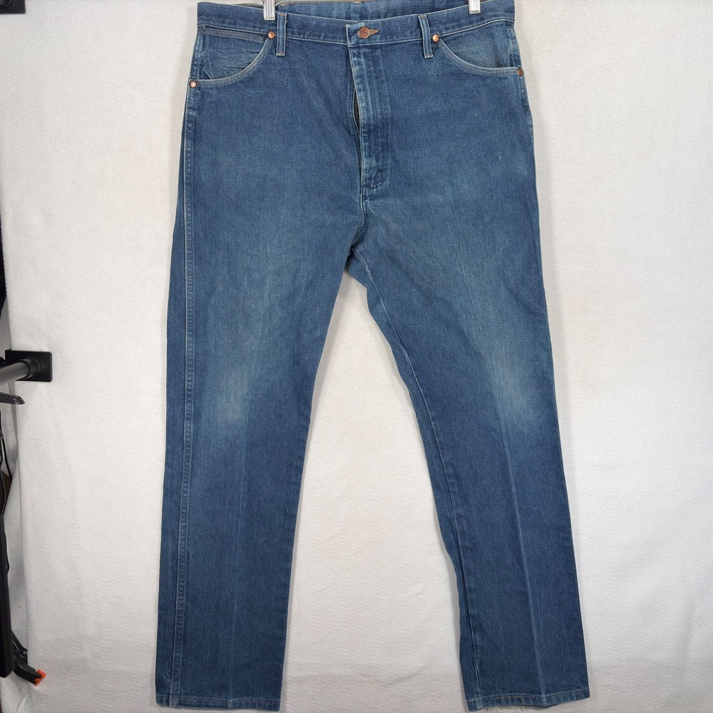 Wrangler 13MWZ Cowboy Cut Jeans Mens 40x34 Blue Denim Straight Leg Western